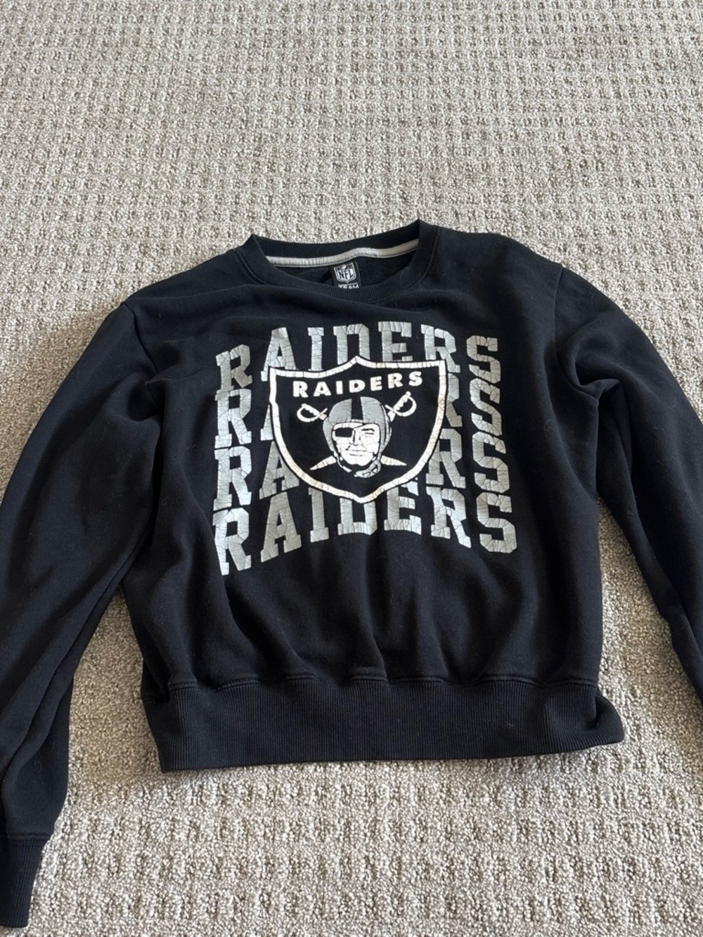 NFL Raiders Black and Silver Crewneck Sweatshirt